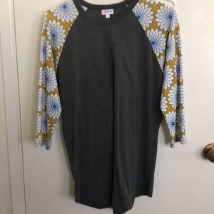 LuLaRoe Large Randy top